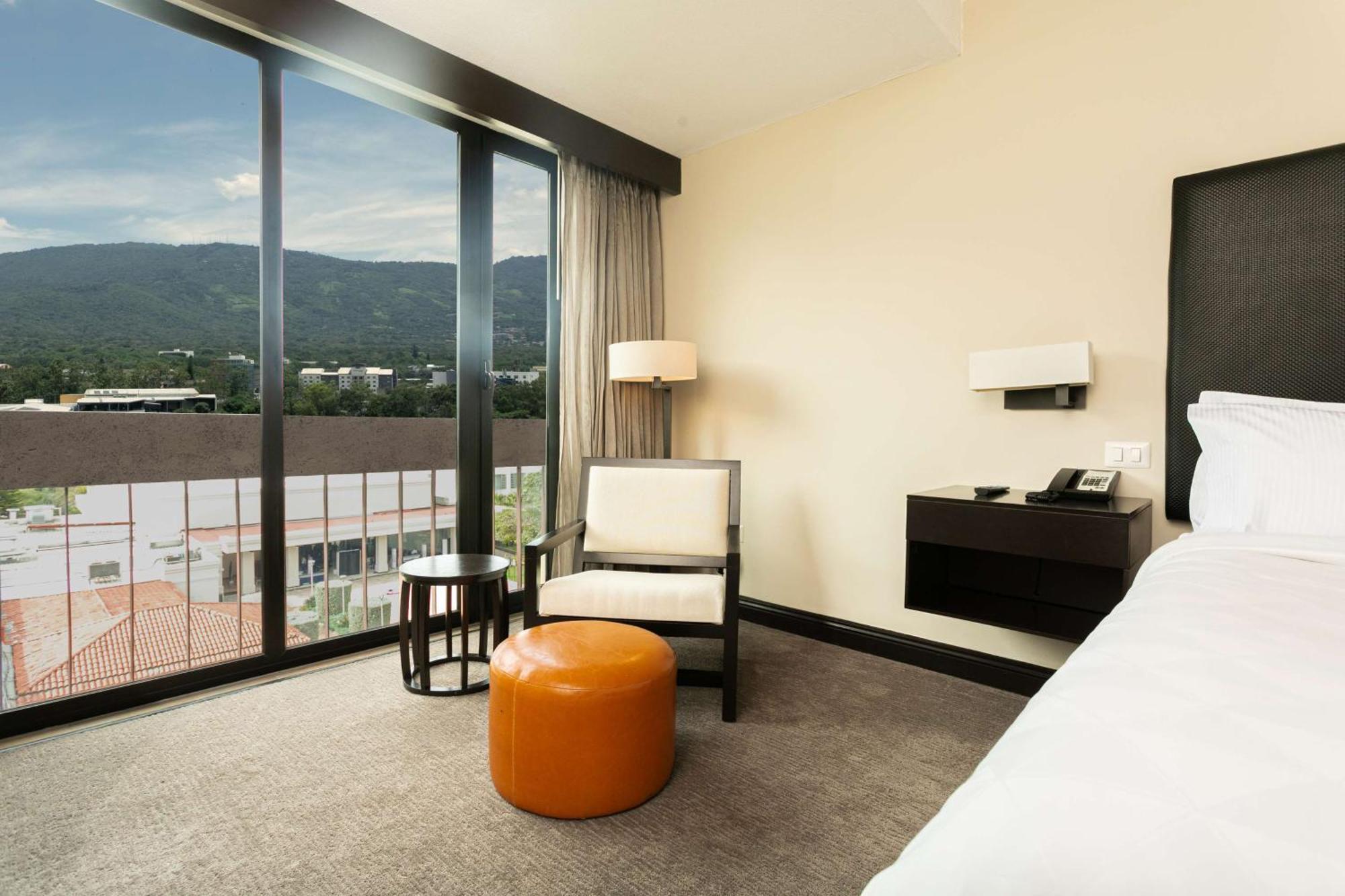 Hilton San Salvador Hotel Exterior foto